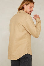Afbeelding in Gallery-weergave laden, Kings of Indigo - Shirt Enda Pocket Beige Linen
