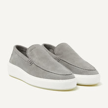 Afbeelding in Gallery-weergave laden, Nubikk - Loafer Suede Light Grey
