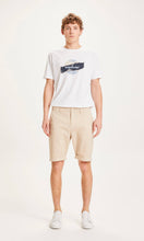Afbeelding in Gallery-weergave laden, Knowledge Cotton - Chuck Poplin Shorts Sand
