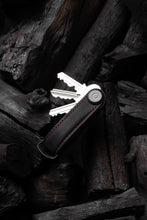 Afbeelding in Gallery-weergave laden, Orbit Key - Key Organizer Black / Red
