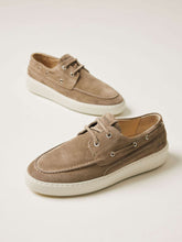Load image into Gallery viewer, Nubikk - Yacht Suede Taupe
