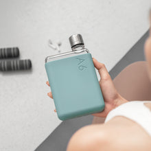 Afbeelding in Gallery-weergave laden, Memobottle - A6 Silicon Sleeve Sea Mist
