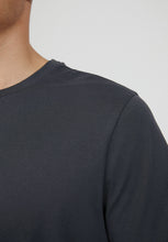 Afbeelding in Gallery-weergave laden, Armed Angels - T-shirt Jaames Acid Black
