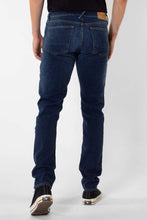 Afbeelding in Gallery-weergave laden, Kuyichi - Jim Tapered Classic Indigo Blue
