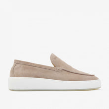 Afbeelding in Gallery-weergave laden, Nubikk - Loafer Suede Sand
