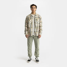 Afbeelding in Gallery-weergave laden, Revolution - Overshirt Check
